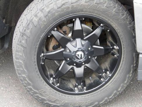 Used 2017 Chevrolet Silverado 1500 LT w/ All Star Edition AWD/4WD image 5