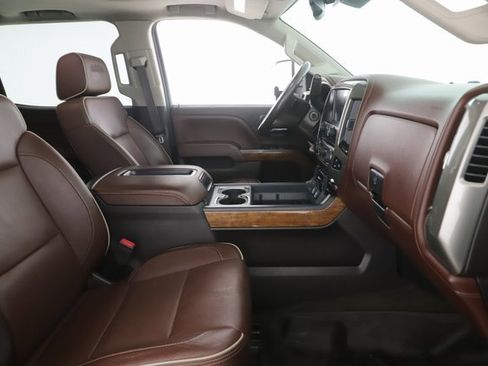 Used 2015 Chevrolet Silverado 2500 High Country w/ Duramax Plus Package image 30