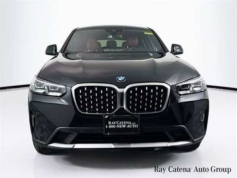 Used 2023 BMW X4 xDrive30i w/ Premium Package image 2