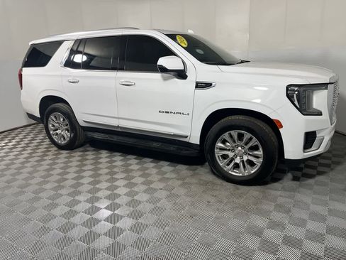 Used 2024 GMC Yukon Denali image 2