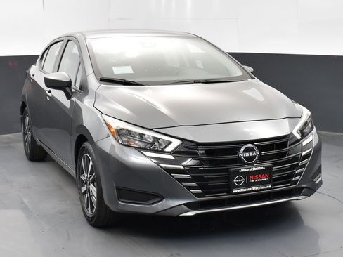 New 2025 Nissan Versa SV w/ Trunk Package image 1