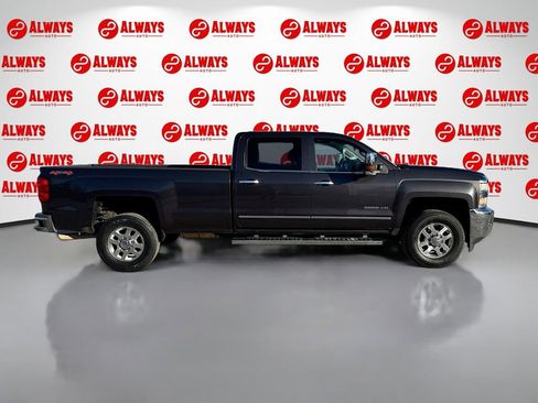 Used 2015 Chevrolet Silverado 3500 LTZ w/ LTZ Plus Package image 4