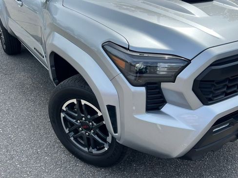 Used 2024 Toyota Tacoma TRD Sport AWD/4WD image 2
