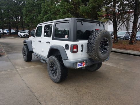 Used 2020 Jeep Wrangler Unlimited Sport S image 17