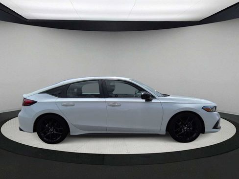 Used 2024 Honda Civic Sport image 9