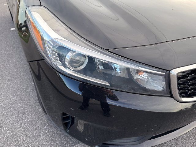 Used 2018 Kia Forte S FWD image 12