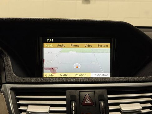 Used 2010 Mercedes-Benz E 350 4MATIC Sedan image 28