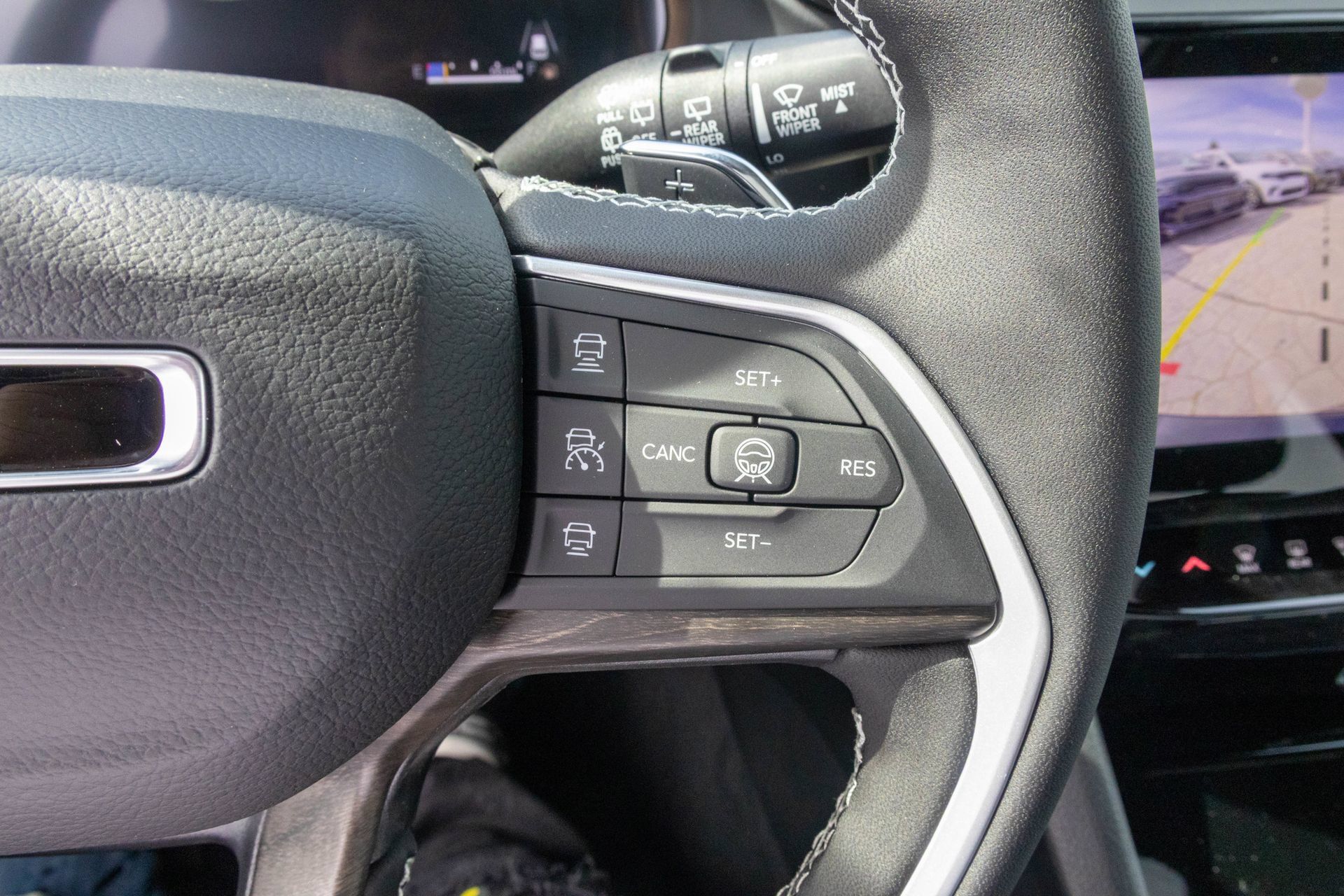 New 2027 Jeep Grand Cherokee L Limited w/ Limited Altitude Package AWD/4WD image 28