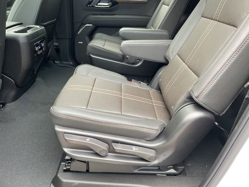 New 2026 Chevrolet Suburban High Country AWD/4WD image 44