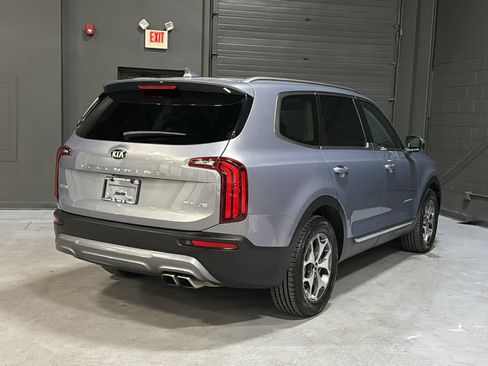 Used 2020 Kia Telluride EX AWD/4WD image 4