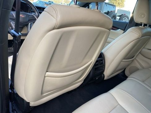 Used 2019 Cadillac XT5 Luxury image 33