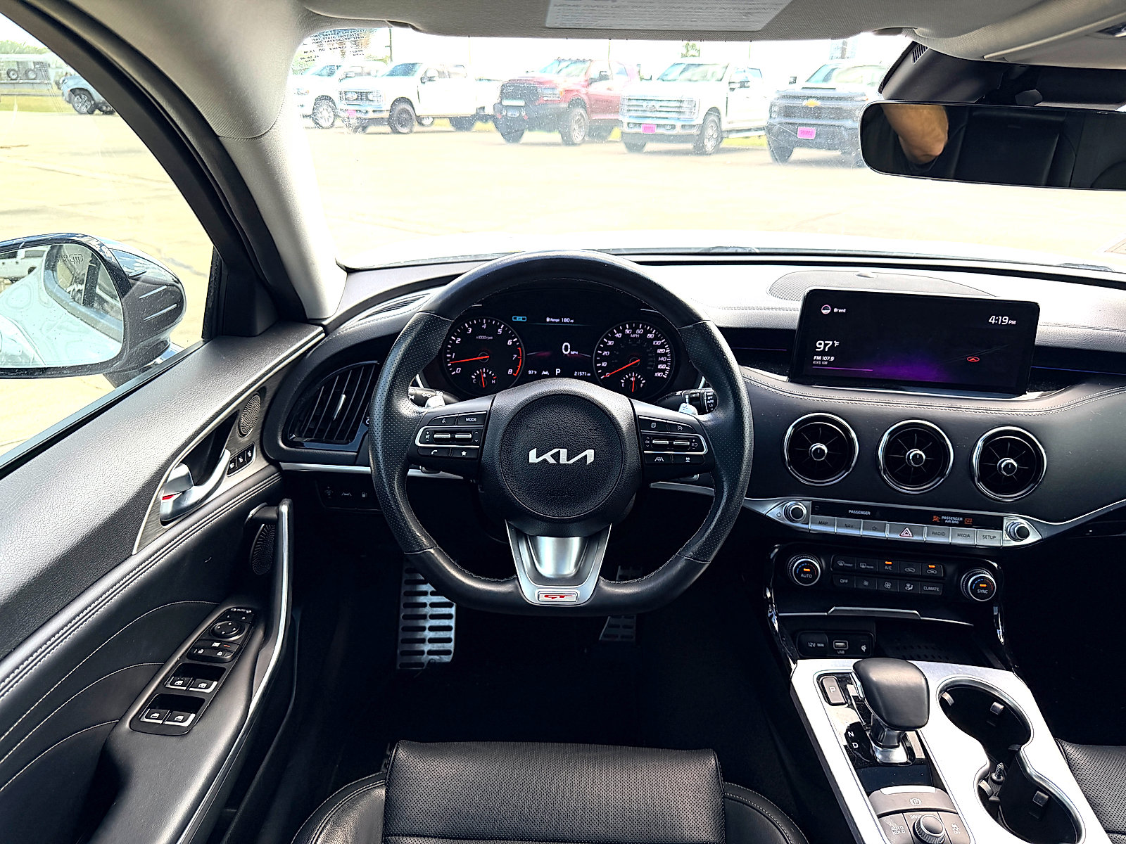 Used 2022 Kia Stinger GT2 AWD/4WD image 19