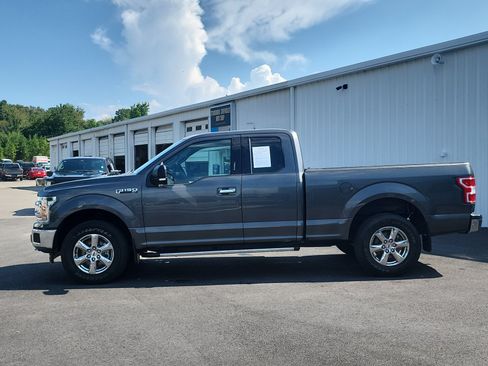 Used 2019 Ford F150 XLT w/ Equipment Group 302A Luxury AWD/4WD image 2