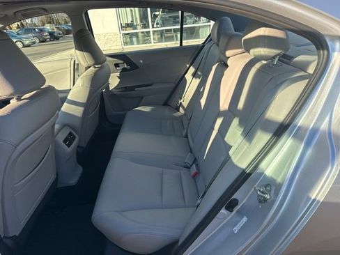 Used 2014 Honda Accord EX-L image 18