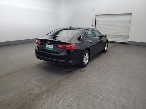 Used 2021 Chevrolet Malibu LS FWD image 9