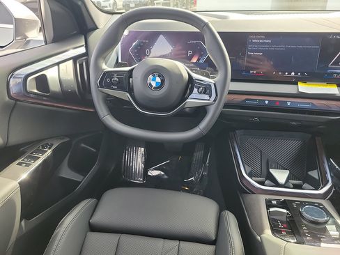 Used 2026 BMW X3 xDrive30i w/ Convenience Package AWD/4WD image 12