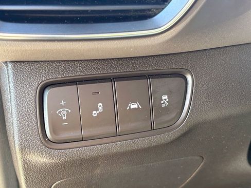 Used 2020 Hyundai Santa Fe SEL image 3