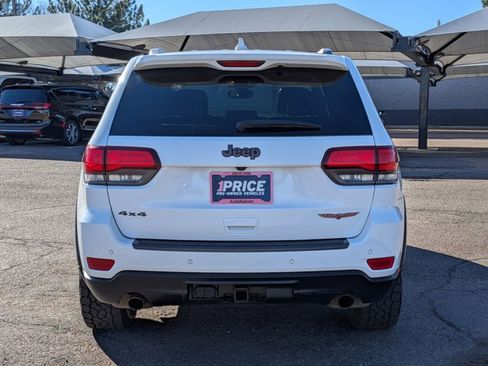 Used 2018 Jeep Grand Cherokee Trailhawk image 6