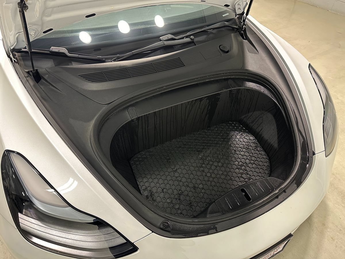 Used 2019 Tesla Model 3 Long Range AWD/4WD image 3