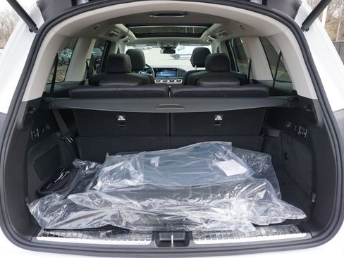 New 2026 Mercedes-Benz GLS 450 4MATIC image 19