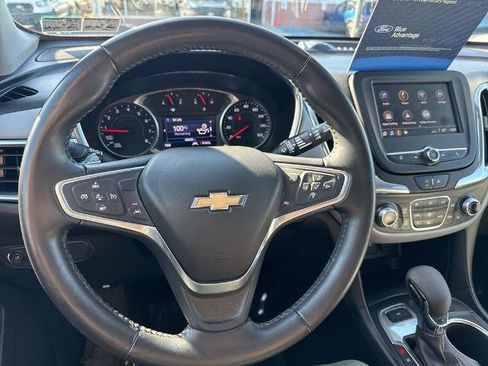 Used 2022 Chevrolet Equinox LT AWD/4WD image 19