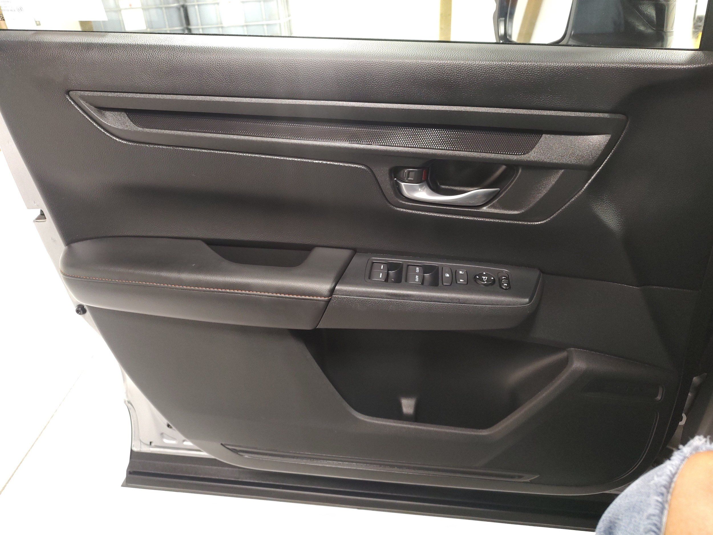 Used 2024 Honda CR-V Sport image 9