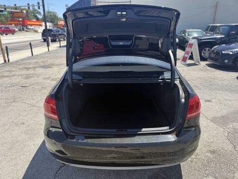 Used 2013 Volkswagen Passat 2.5 SE FWD image 12