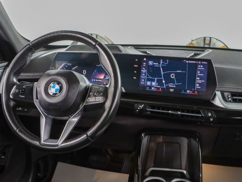 Used 2023 BMW X1 xDrive28i w/ Premium Package image 17