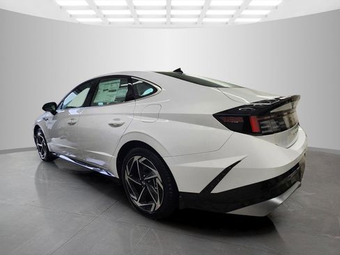 New 2026 Hyundai Sonata SEL FWD image 5