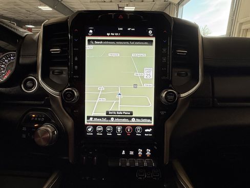 Used 2019 RAM 2500 Laramie image 32