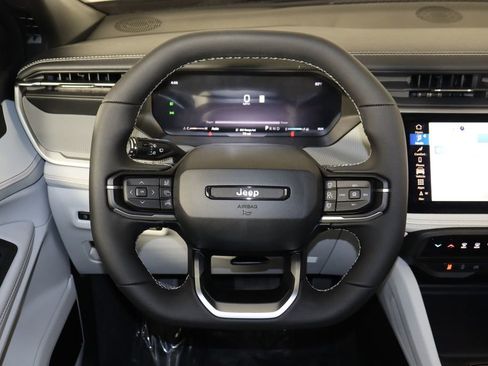 New 2026 Jeep Cherokee Limited image 7