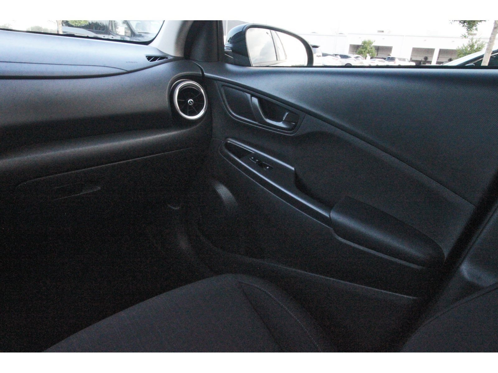 Used 2023 Hyundai Kona SEL w/ Cargo Package FWD image 14