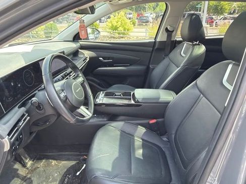 Used 2025 Hyundai Tucson Limited AWD/4WD image 12