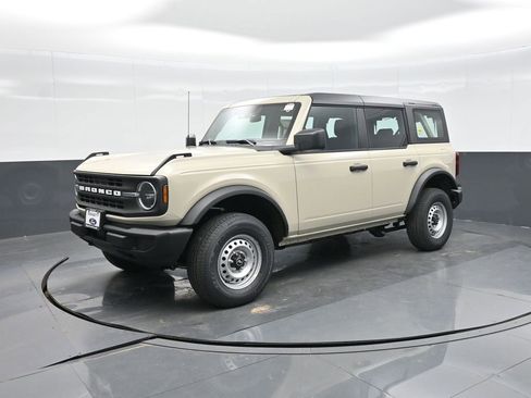 New 2025 Ford Bronco 4-Door image 20