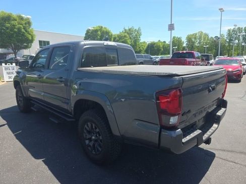 Used 2023 Toyota Tacoma SR5 w/ Technology Package image 7