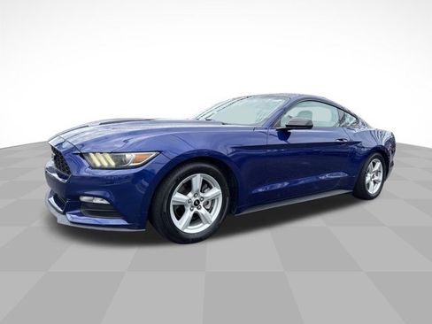 Used 2016 Ford Mustang V6 image 1