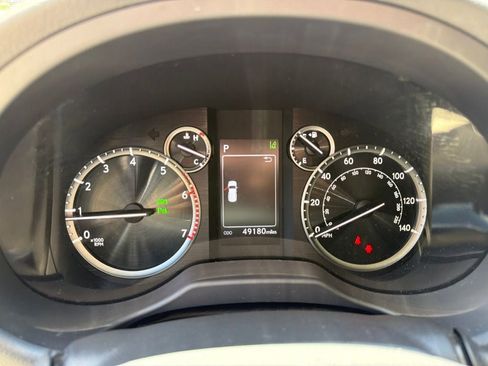 Used 2020 Lexus GX 460 Premium w/ Premium Package AWD/4WD image 12