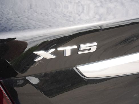 Used 2024 Cadillac XT5 Luxury FWD image 21