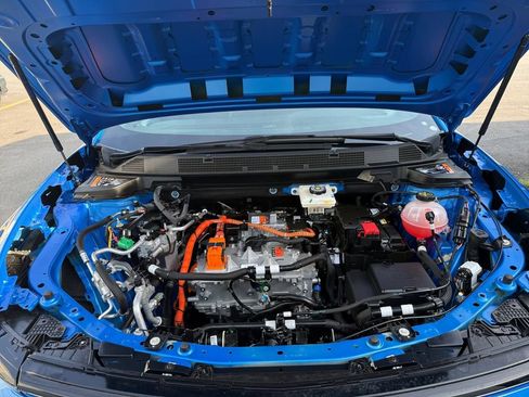 New 2026 Chevrolet Equinox EV LT FWD image 28