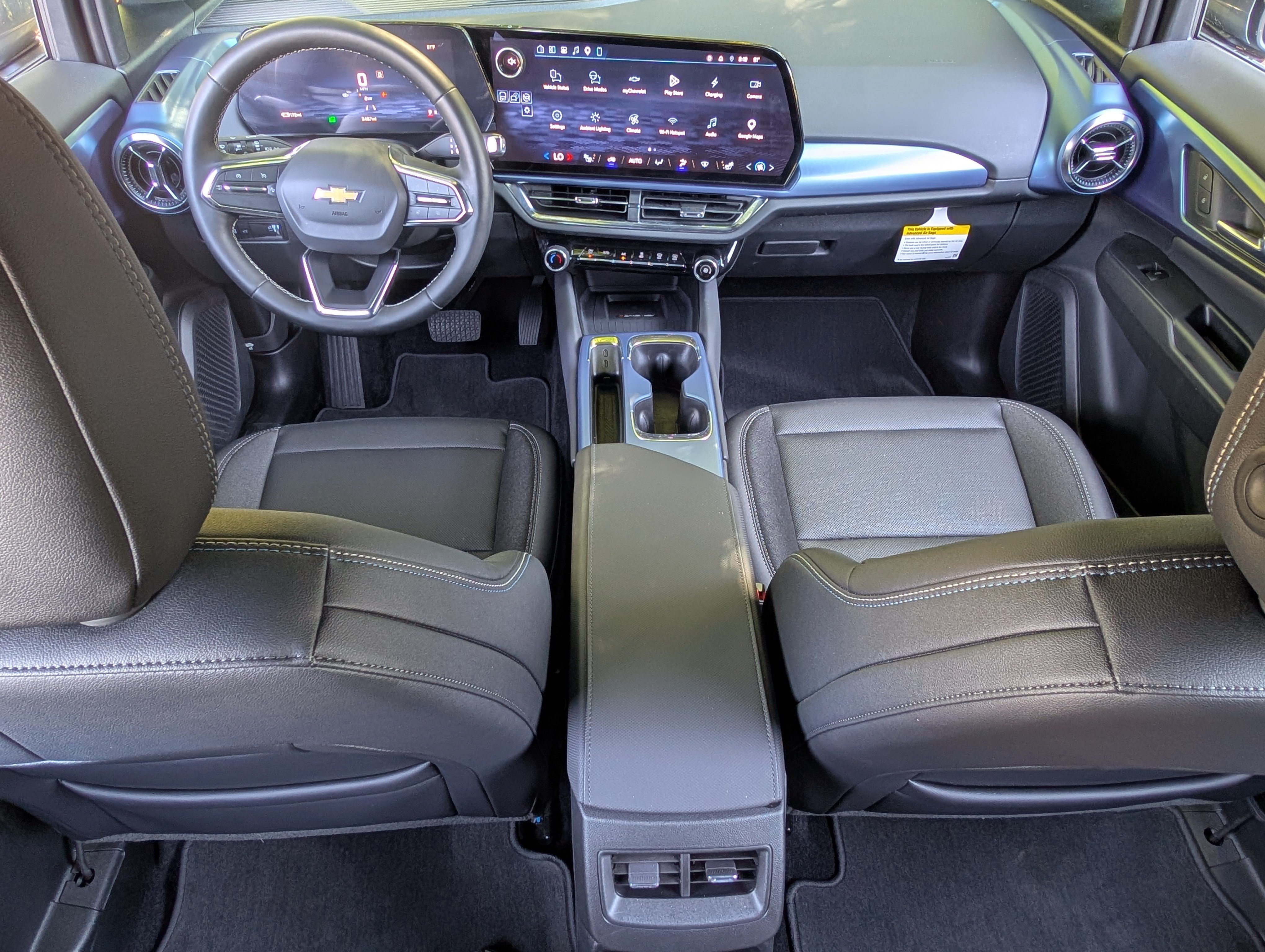 Used 2025 Chevrolet Equinox EV LT FWD image 22