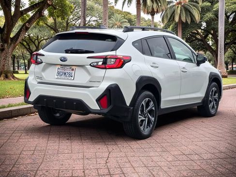 Used 2024 Subaru Crosstrek 2.0i Premium AWD/4WD image 5