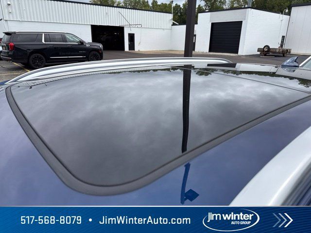 Used 2023 Buick Envision Avenir AWD/4WD image 12