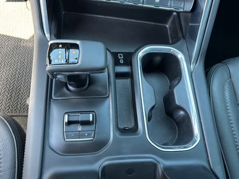 Used 2024 GMC Sierra 1500 Denali w/ Technology Package RWD image 16