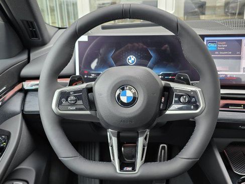 New 2026 BMW 530i xDrive w/ M Sport Package AWD/4WD image 23
