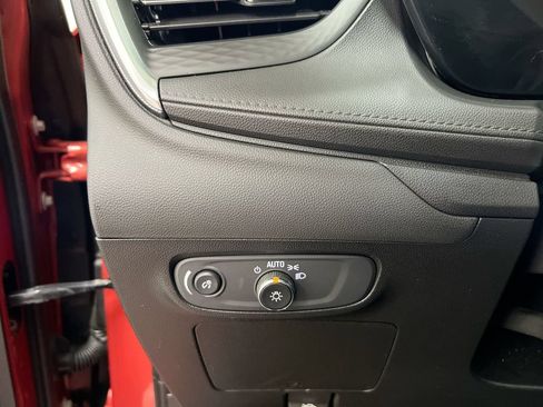 Used 2024 Buick Encore GX Sport Touring w/ Comfort Package FWD image 18