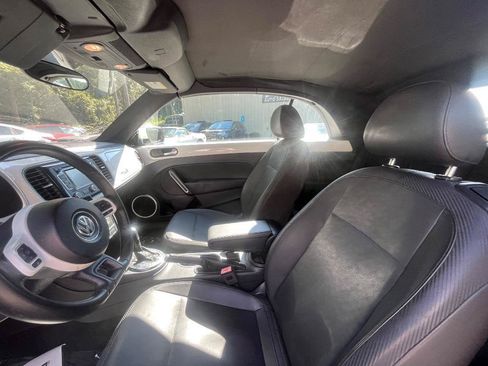 Used 2013 Volkswagen Beetle 2.5 FWD image 13