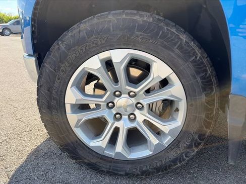 Used 2023 Chevrolet Silverado 1500 LTZ w/ LTZ Premium Package AWD/4WD image 44