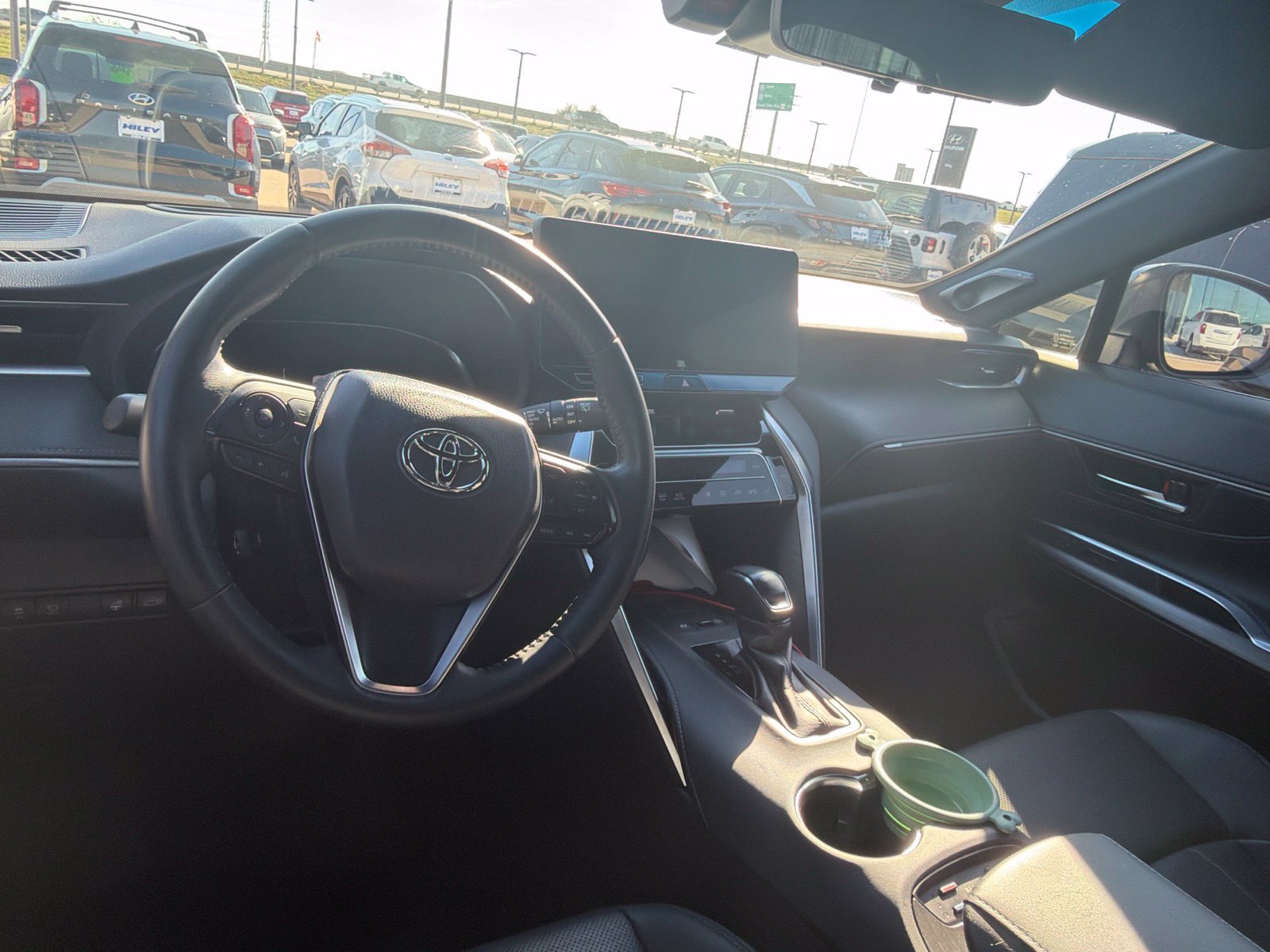 Used 2024 Toyota Venza Limited AWD/4WD image 12