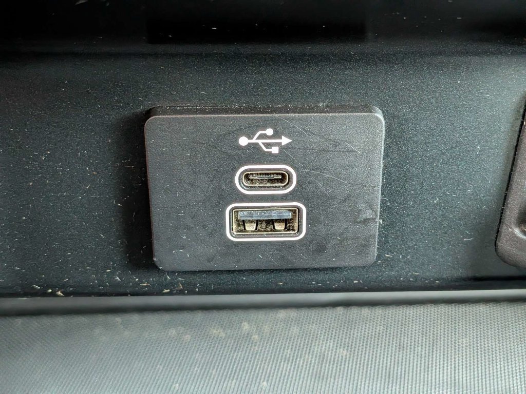 Used 2025 Ford F150 XLT w/ Equipment Group 301A Standard RWD image 22