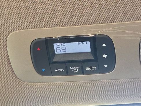 Used 2016 Honda Odyssey SE image 20